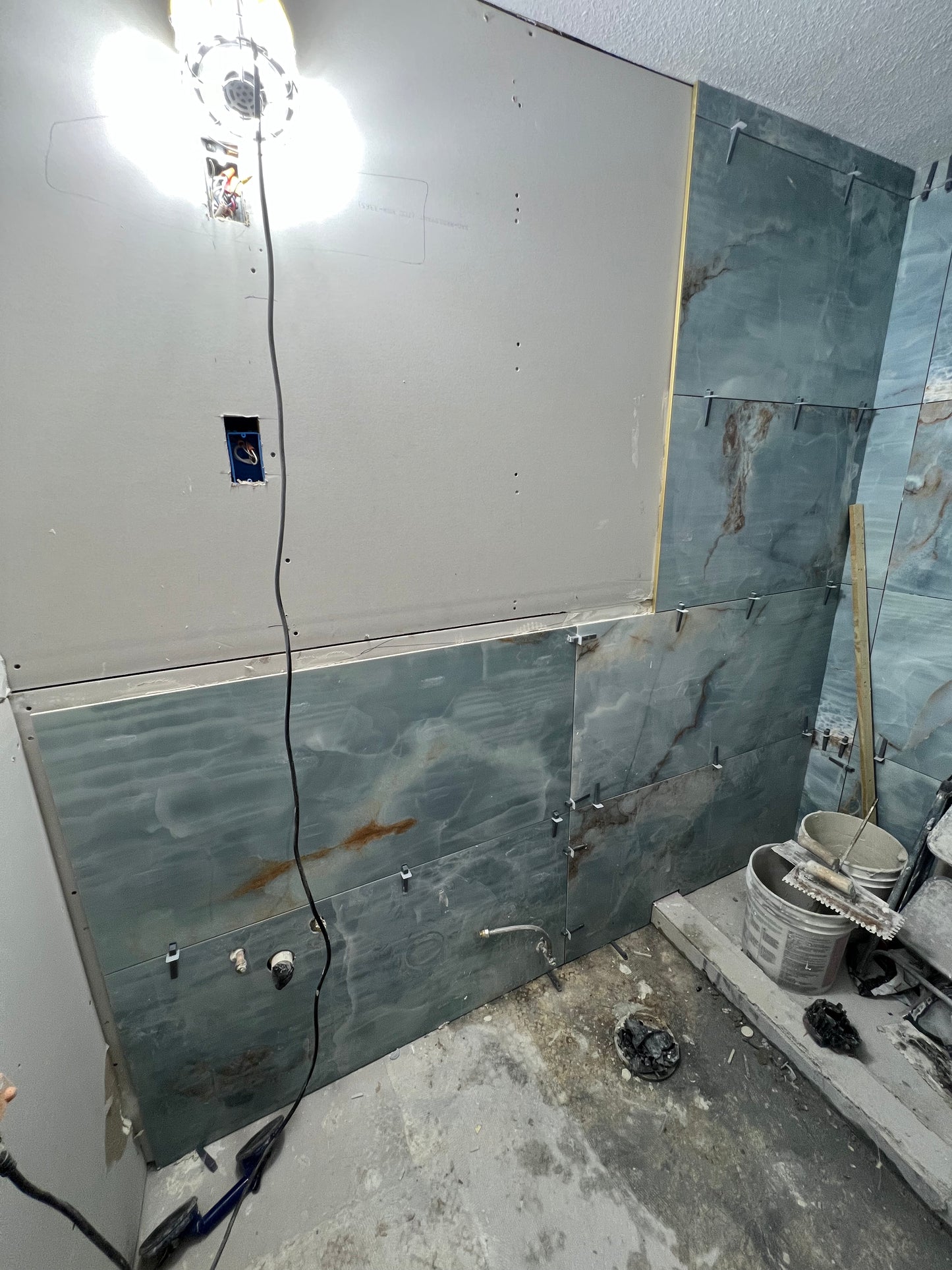 Modern Bathroom Build – From Bare Walls to Timeless Elegance